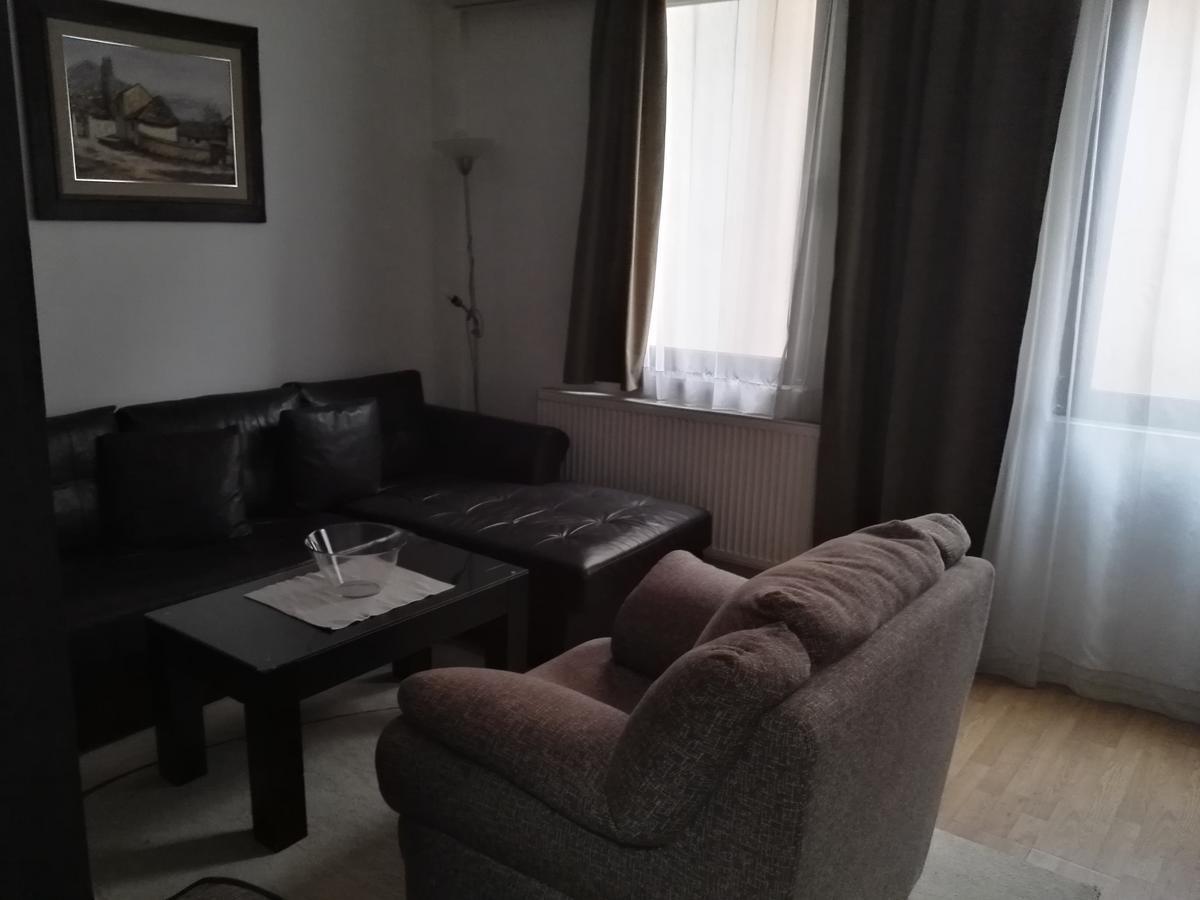 Guest House Amico Vranje Bagian luar foto