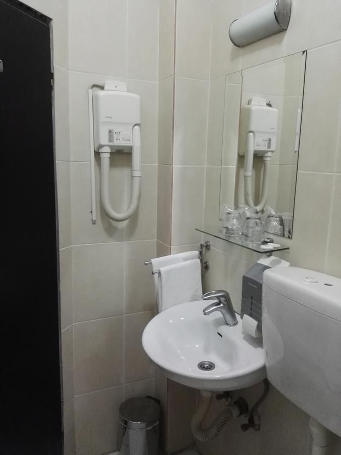 Guest House Amico Vranje Bagian luar foto
